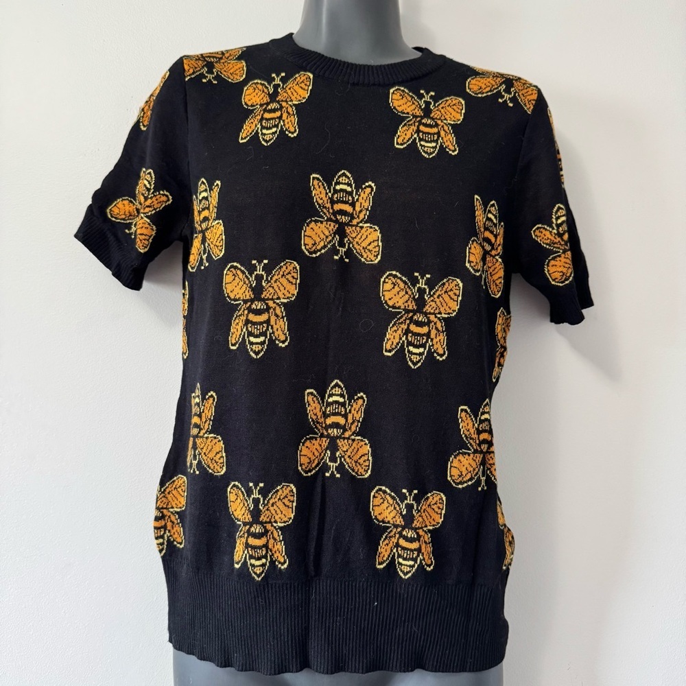 Voodoo Vixen Graphic Black and Gold Bee Tee